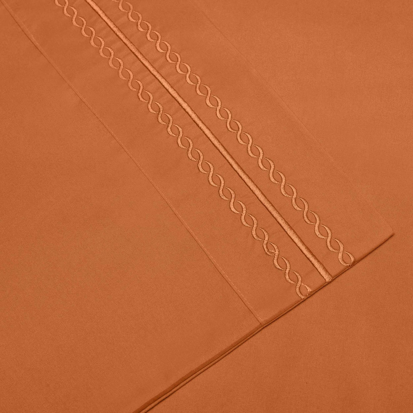  Microfiber Wrinkle Resistant and Breathable Solid Infinity Embroidery Pillowcase Set - Pumpkin